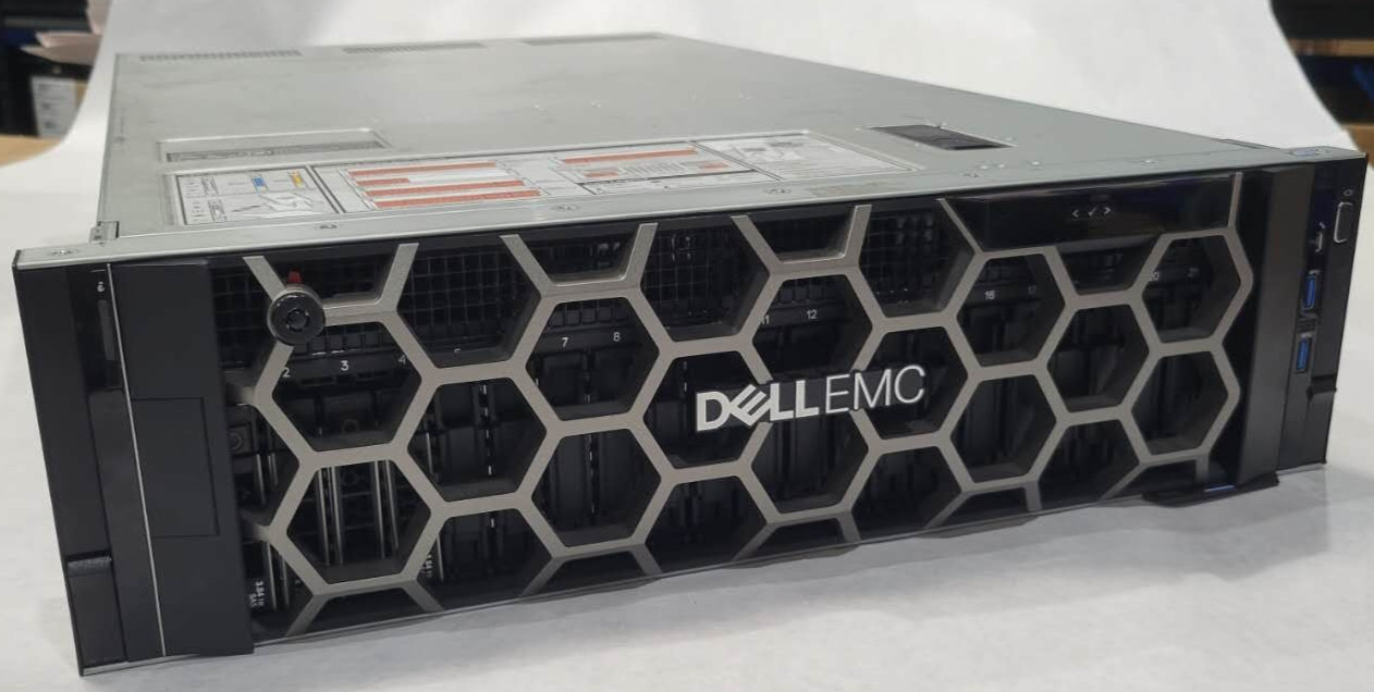 Dell PowerEdge R940 24SFF 2x8180 2x2400w 2x960gb SSD 56 Core CTO RAM Server