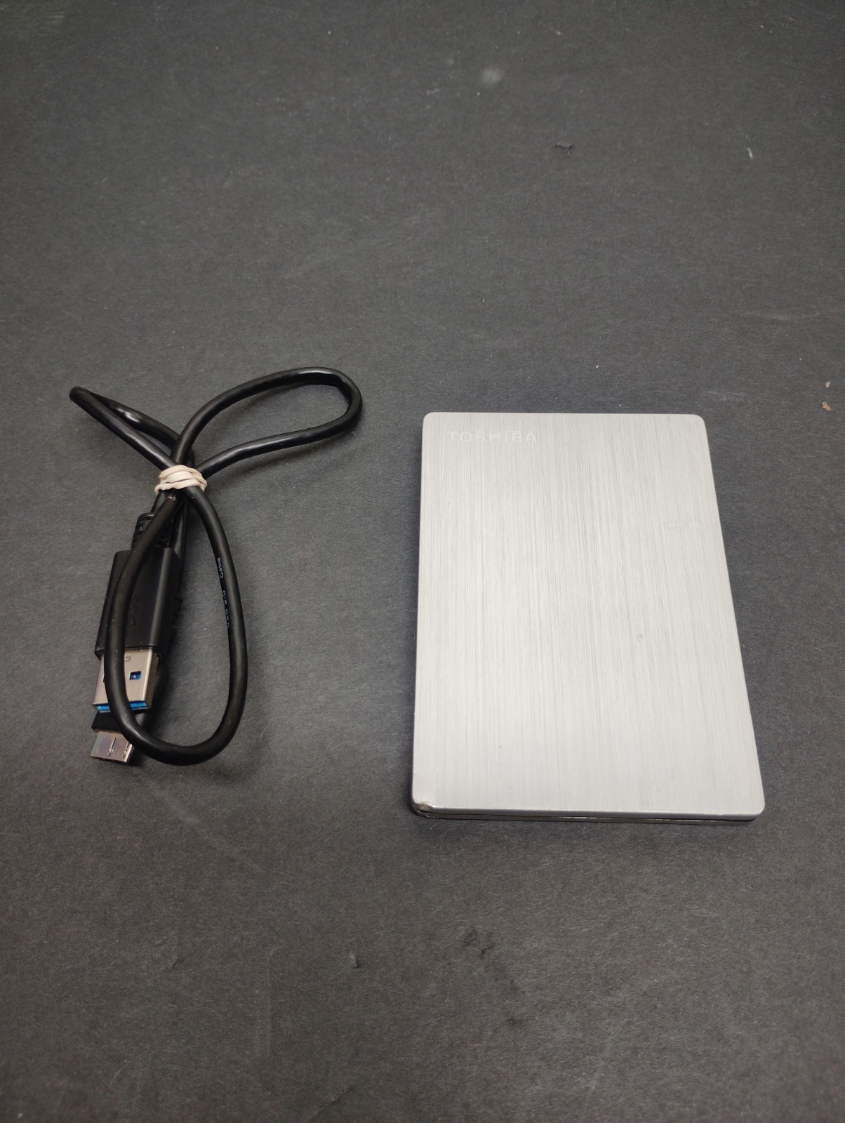 Toshiba Canvio Slim Portable 500GB External Hard Drive HD HDD Silver USB 3.0 VGC