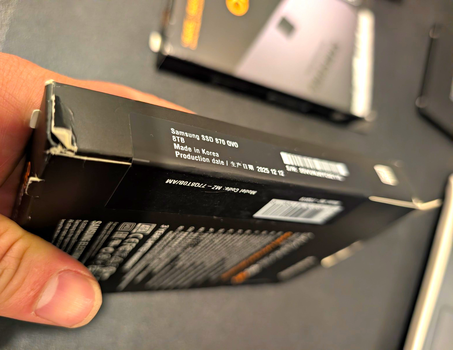 Samsung 870 QVO 8TB 2.5" SATA III Internal SSD Solid State Drive Black