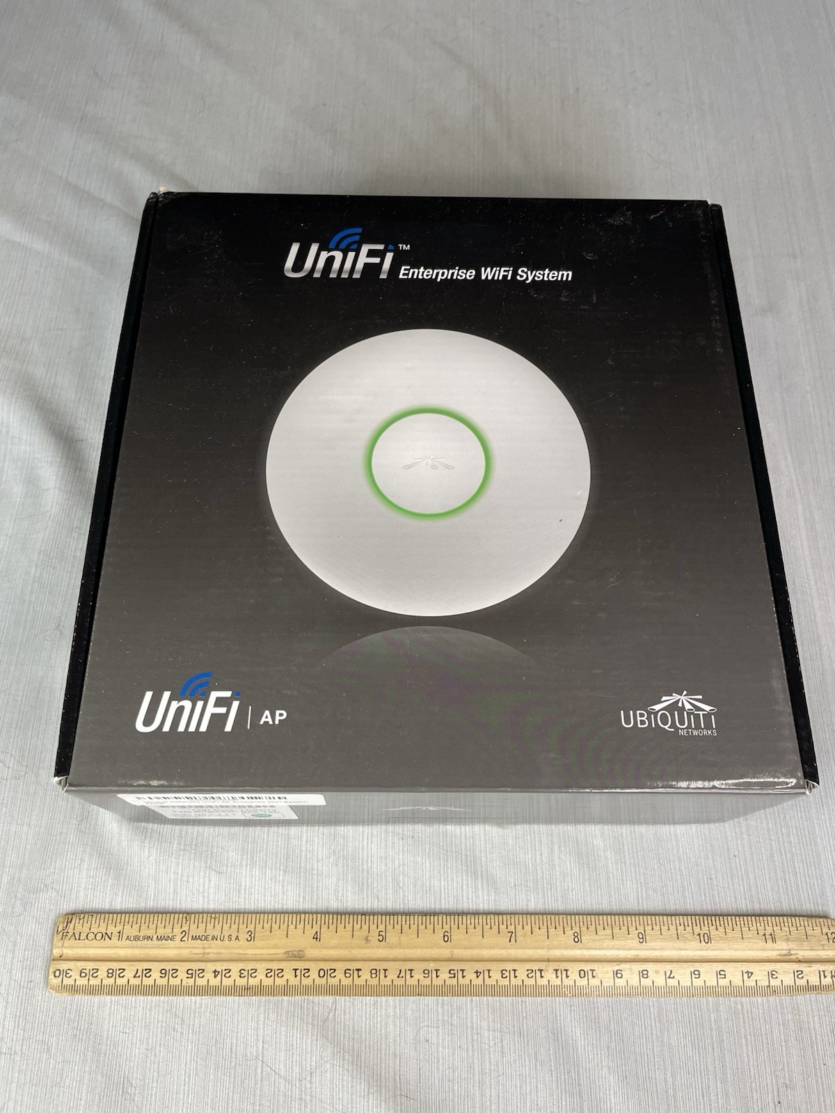 Ubiquiti UniFi AP Enterprise WiFi System UAP-US - *No Cord/Mounting Bracket*