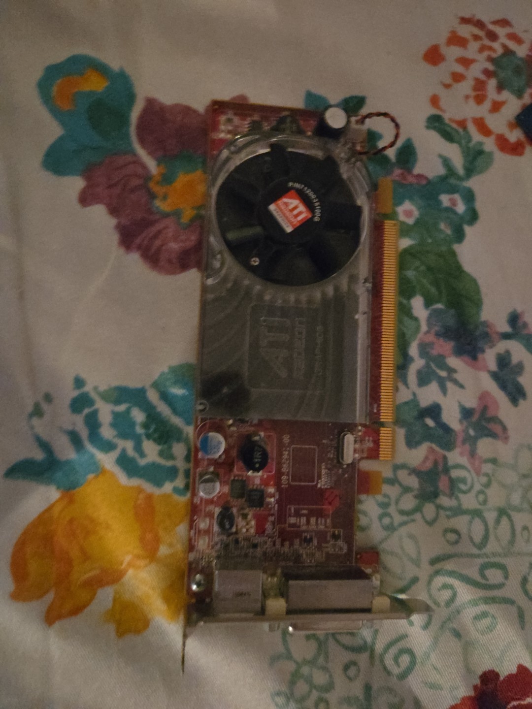 Lenovo ATI Radeon HD 2400PRO (43R1961) 128MB DDR2 SDRAM PCI  Graphics adapter