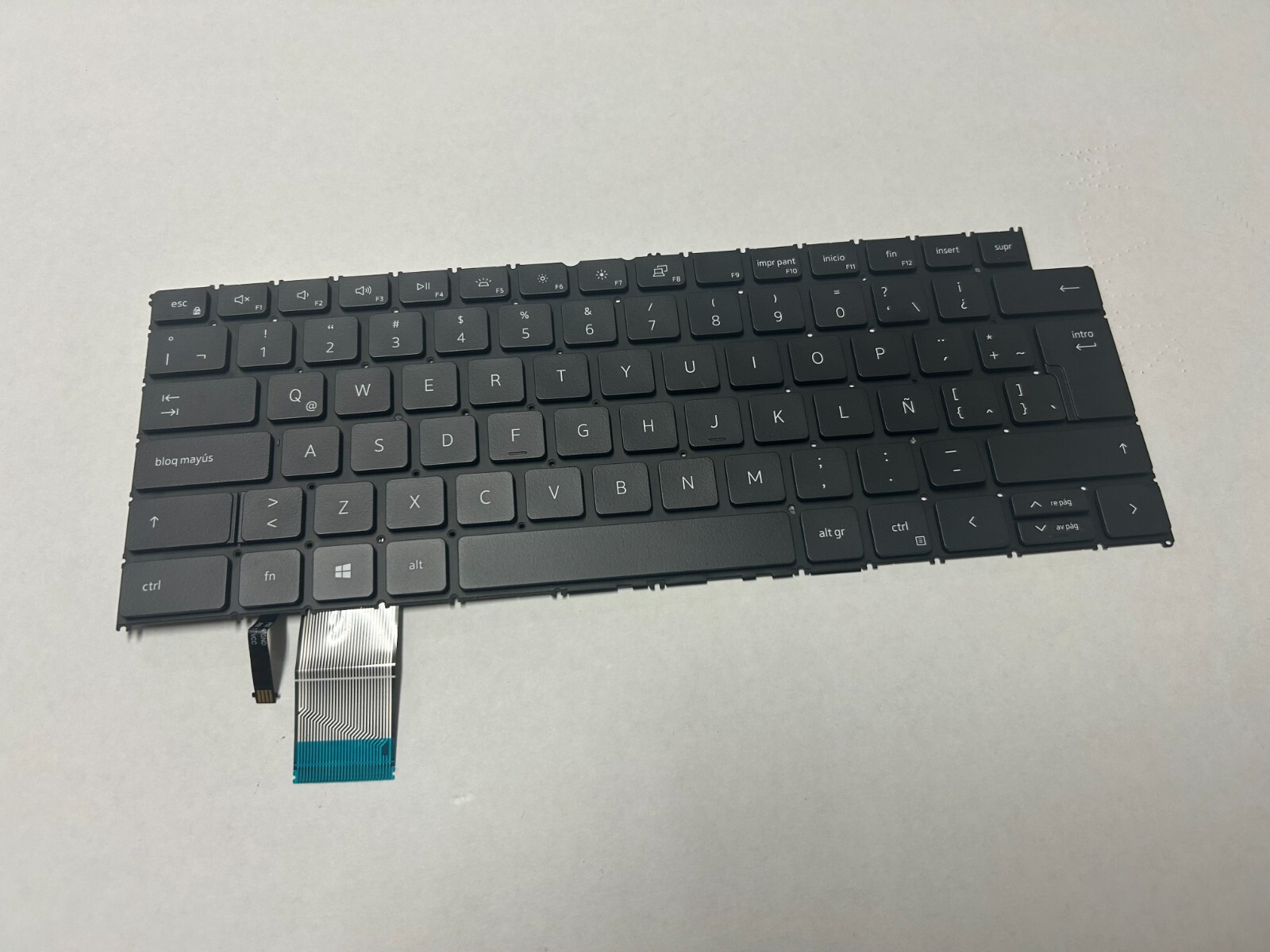 NEW OEM Dell Vostro 5310 5320 5410 5415 5620 5625 7620 Spanish Backlit Keyboard