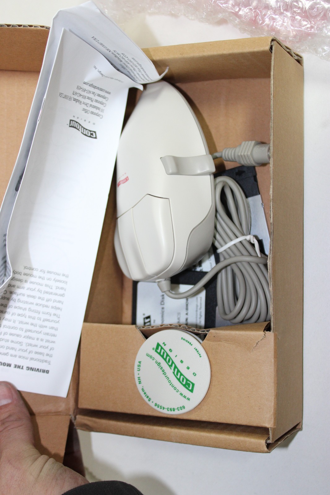 NEW Contour Design White Perfit Mouse  PS2-M-R