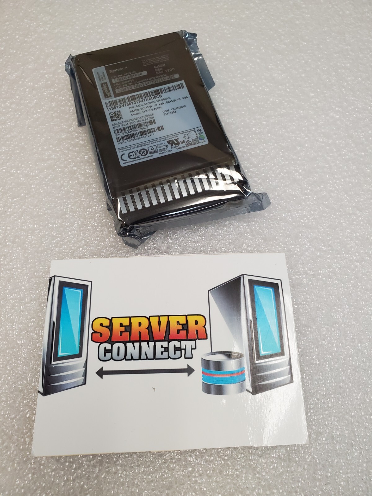 01GV761 -- LENOVO 400GB SAS 2.5 12Gbps G3HS HDD -- 01GV762