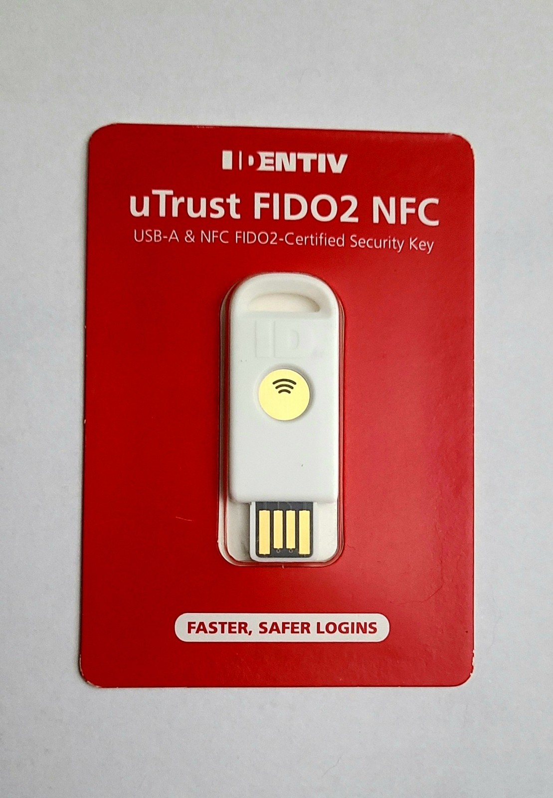 IDENTIV UTRUST FIDO2 NFC SECURITY KEY USB-A FIDO FIDO2 U2F PIV T8-D17