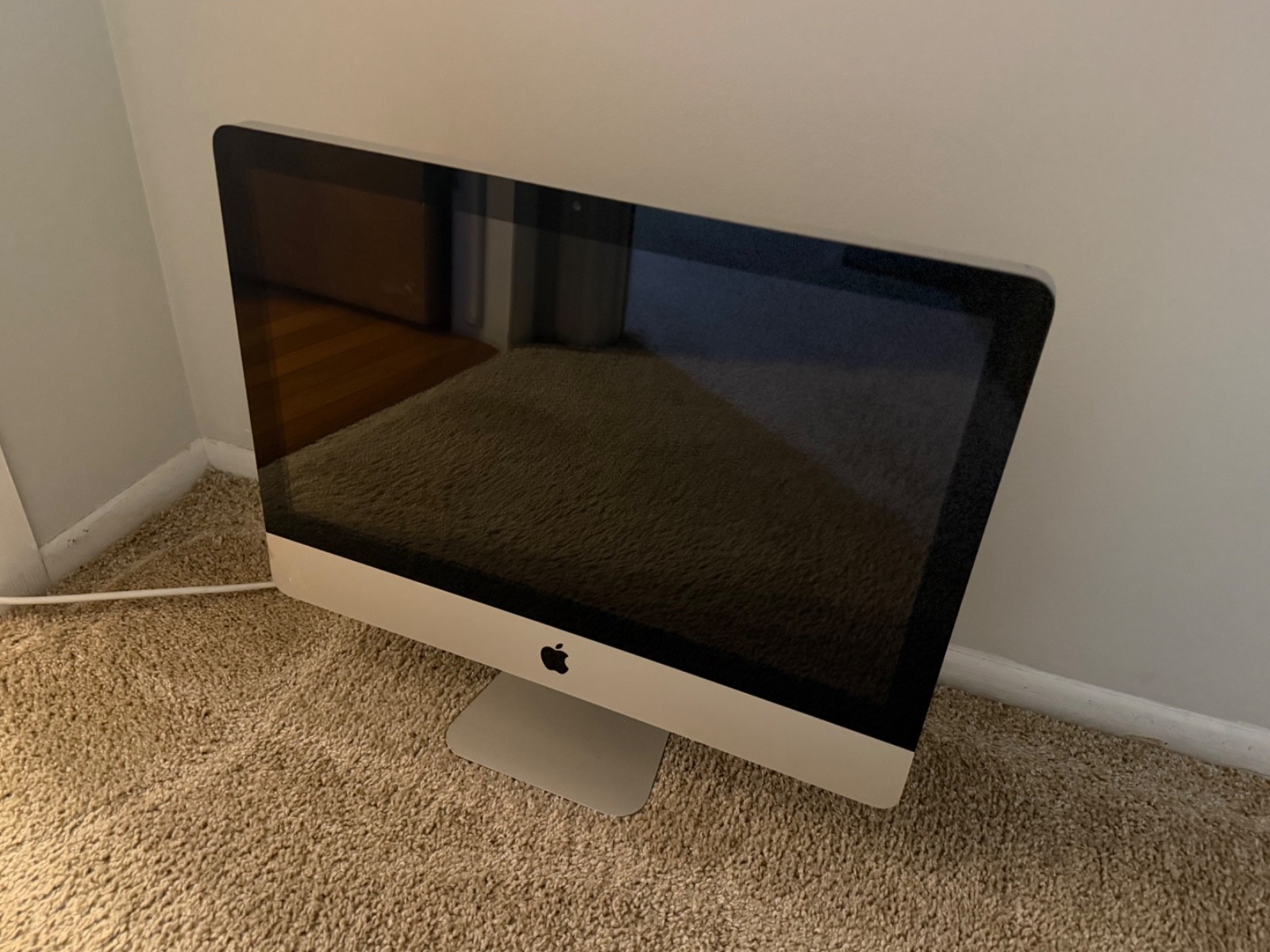 Apple iMac 21.5" Mid 2011 A1311 Core i5 2.5GHz 4GB 500GB HDD macOS High Sierra
