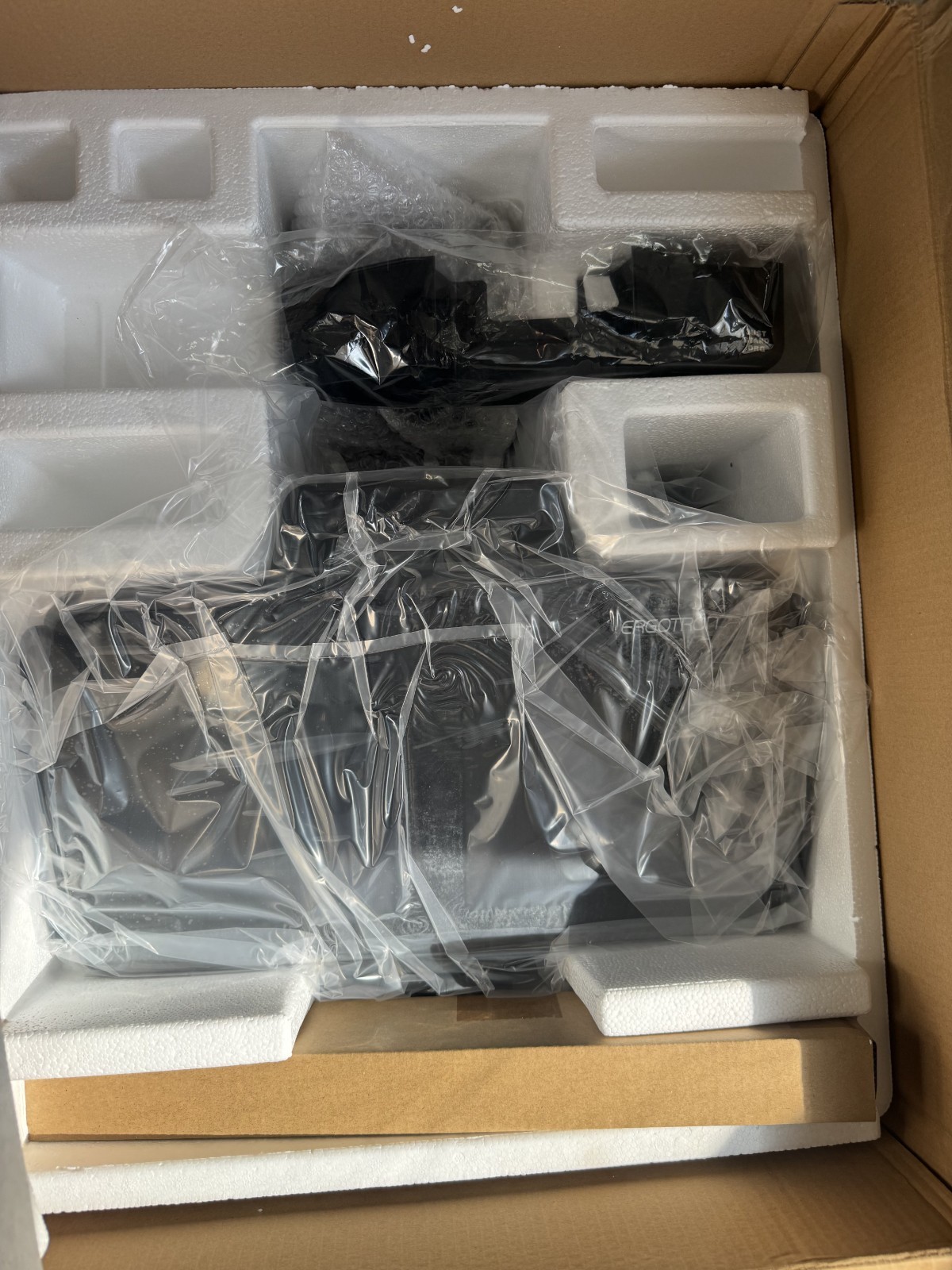 Ergotron 45-230-200 Computer Monitor & Keyboard Mount VESA 75/100, 18lb Capacity