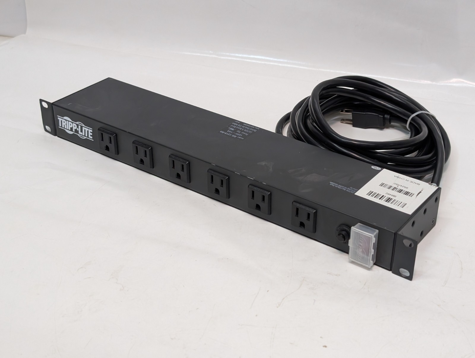 Tripp-Lite RS-1215-RA 120VAC,15A, AGIP120V6IPRM 12-Outlet Rack Mount Power Strip