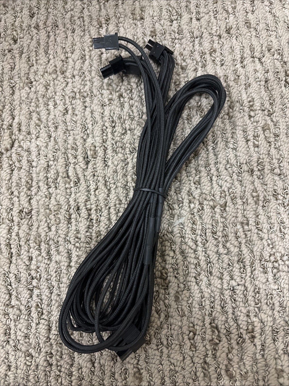 Corsair Premium Individually Sleeved PCIe Cable 8-Pin to Dual 6+2 Type 4 Black