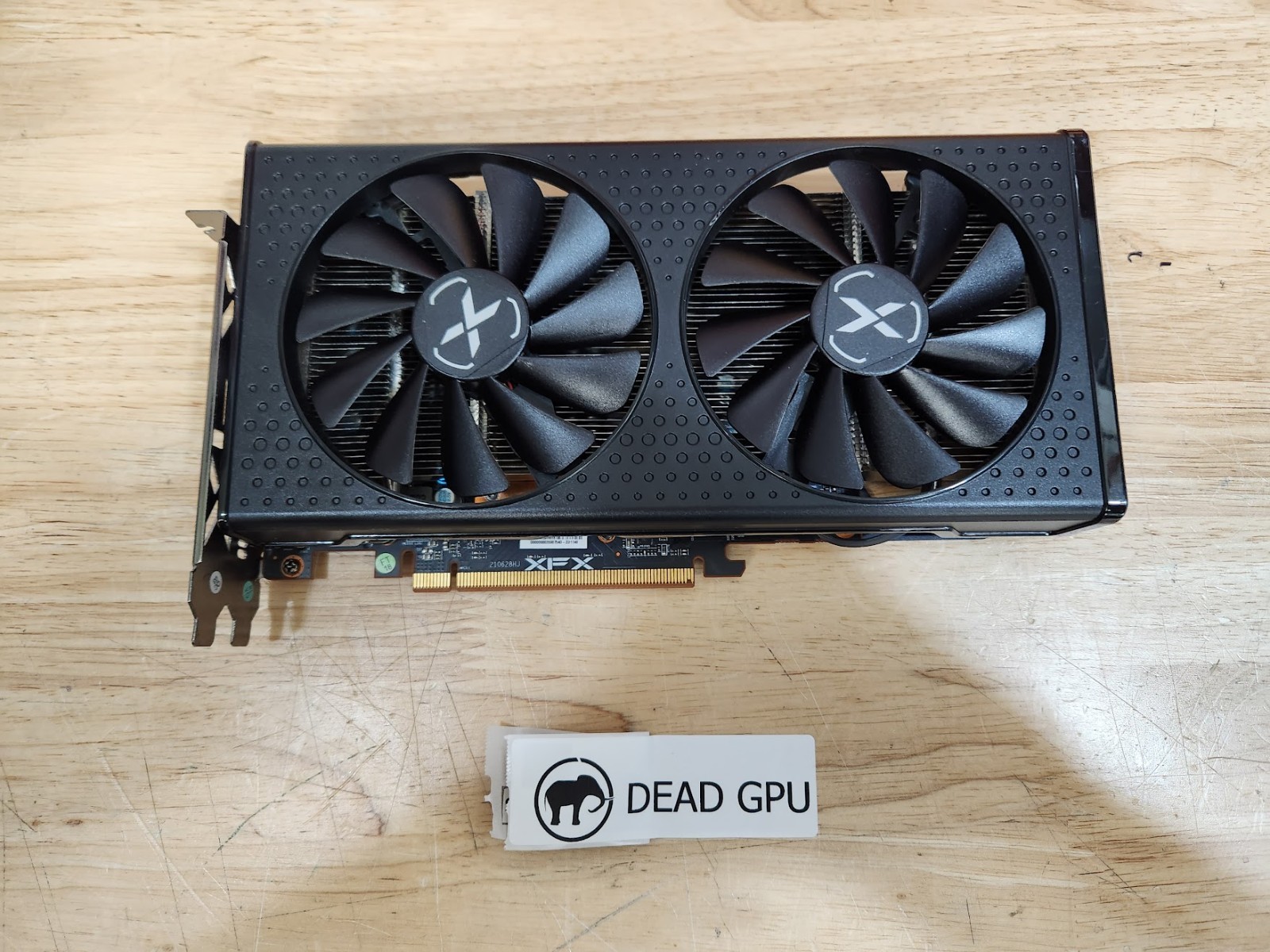 XFX Speedster SWFT 210 Radeon RX 6600 XT Graphics Card – FOR PARTS / NOT WORKING