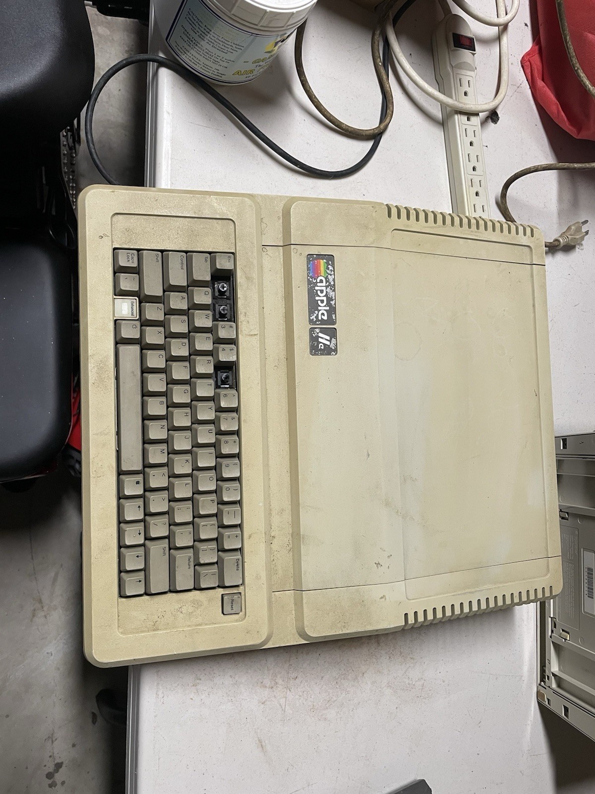 Apple IIe Vintage Home Computer System Model A2S2064 MPN A2S2064