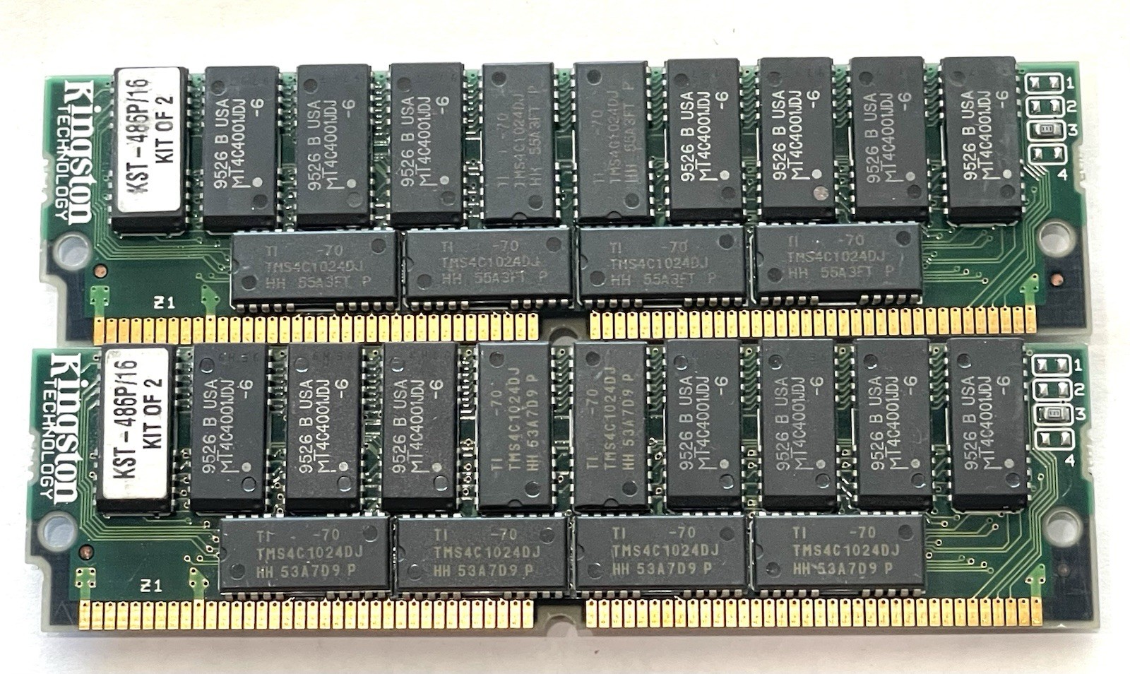 Kit of 2 Legacy Kingston 16Mb (2x8Mb) KST -486P/16 72-pin FRM Memory Sticks