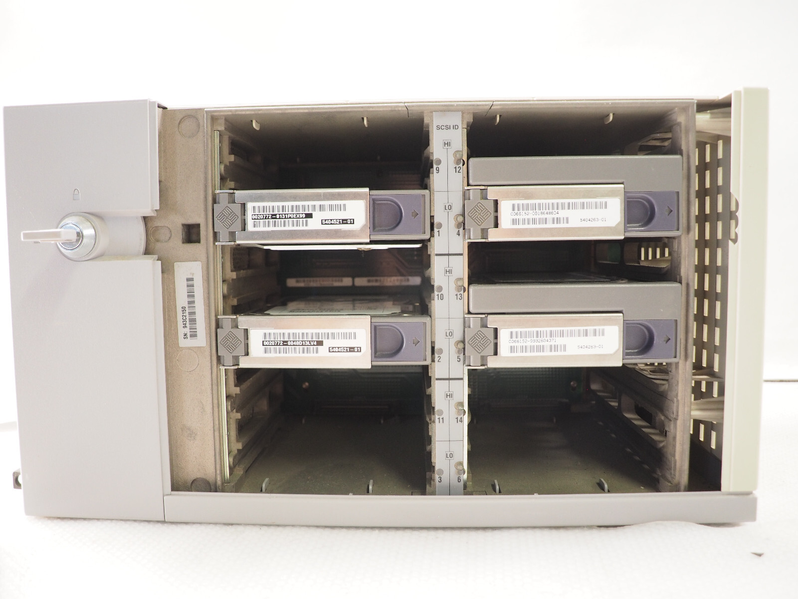 Sun Microsystems 599-2314-01 StorEdge 711 Ultra SCSI Drivers Enclosure w/ HDD