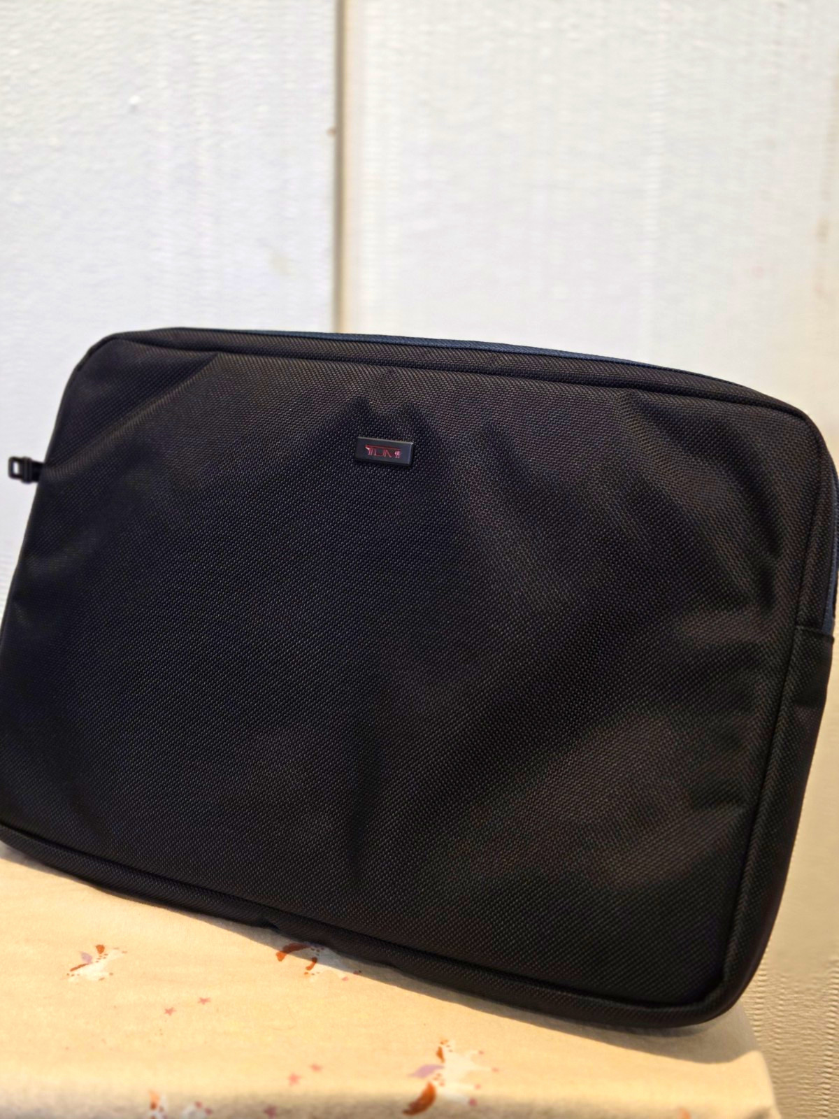 Tumi Black Nylon Padded Laptop Sleeve Case 15in Universal Solid