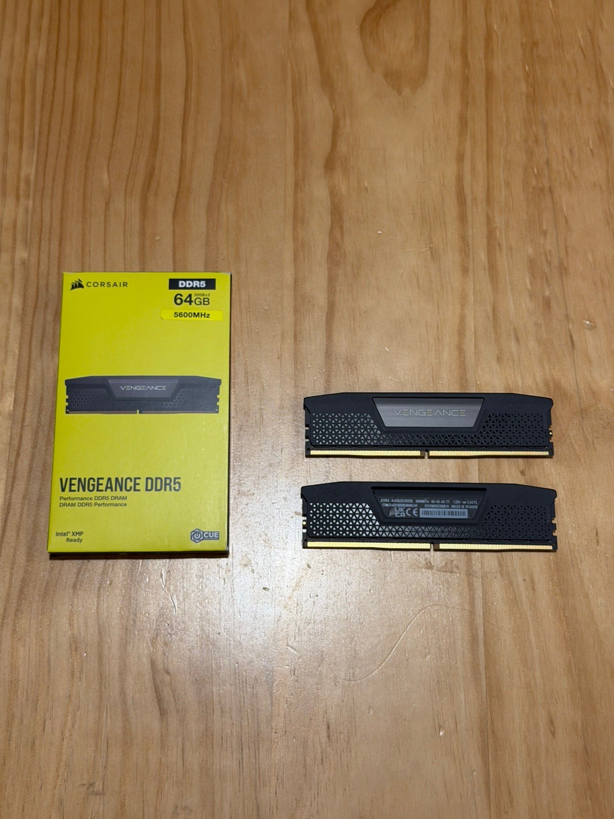 CORSAIR VENGEANCE 64GB (2 x 32GB) PC5-44800 (DDR5-5600) C40 DIMM Memory - Black