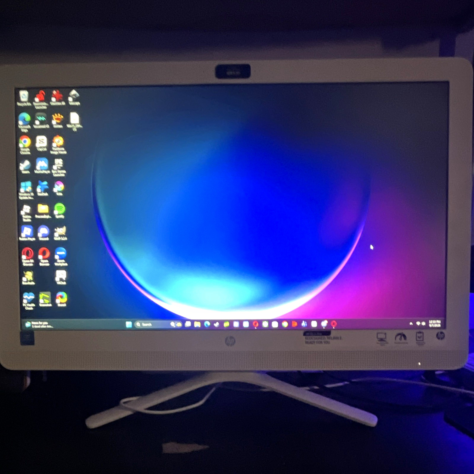 HP Pavilion 22xi 21.5" IPS LCD 1080p White Monitor HDMI DVI VGA 60Hz