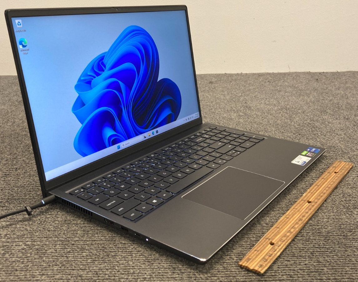 Dell Vostro 15 7510 15.6" Laptop i7-11800H 8GB RAM 256GB NVMe, As Is