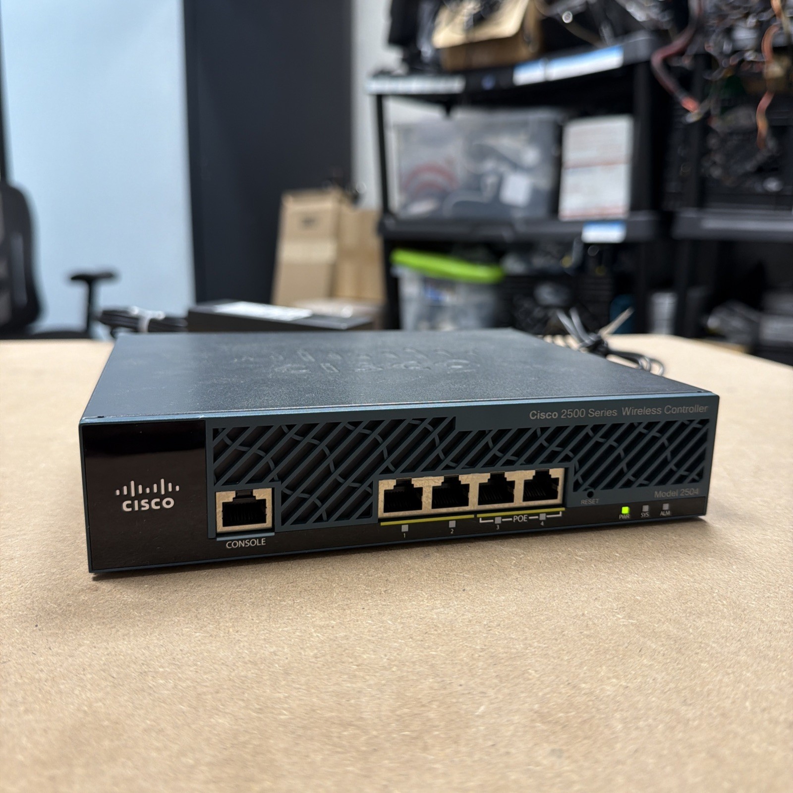 Cisco AIR-CT2504-5-K9 2500 Series Wireless Controller - Used