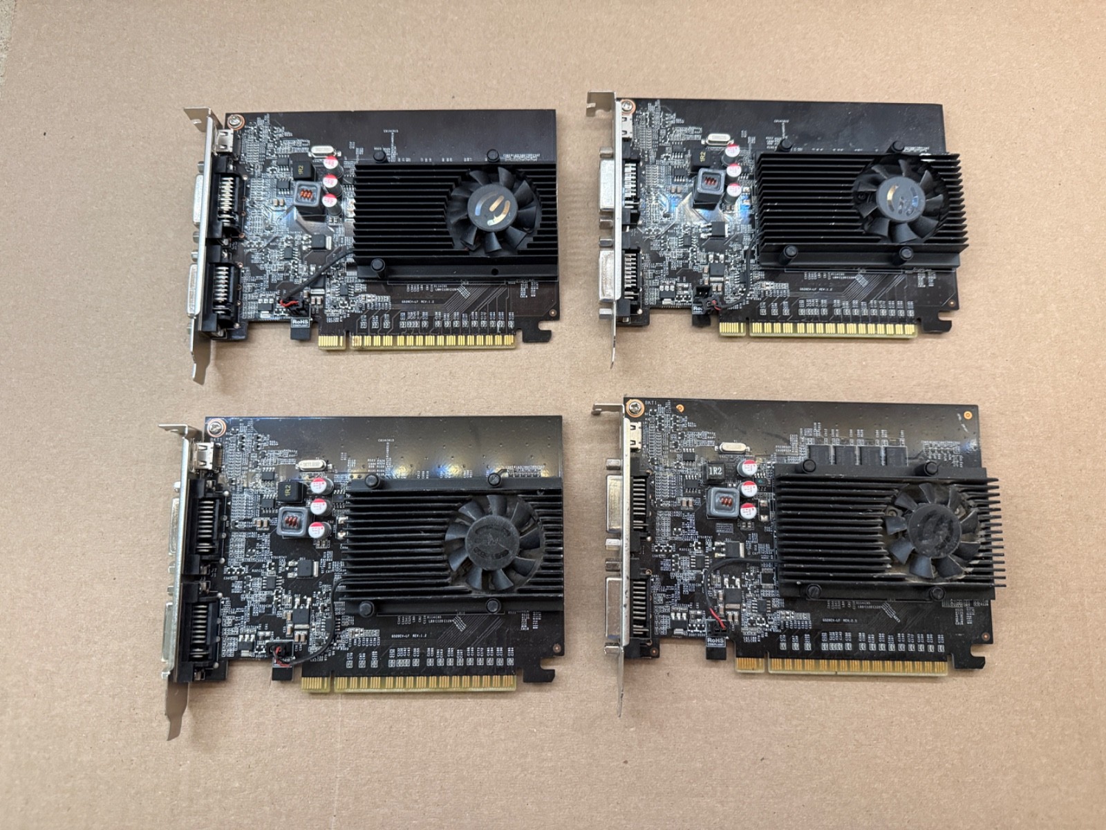 LOT OF 4 EVGA GeForce GT 610 01G-P3-2616-KR 1GB GDDR3 PCIe Graphics Video Card