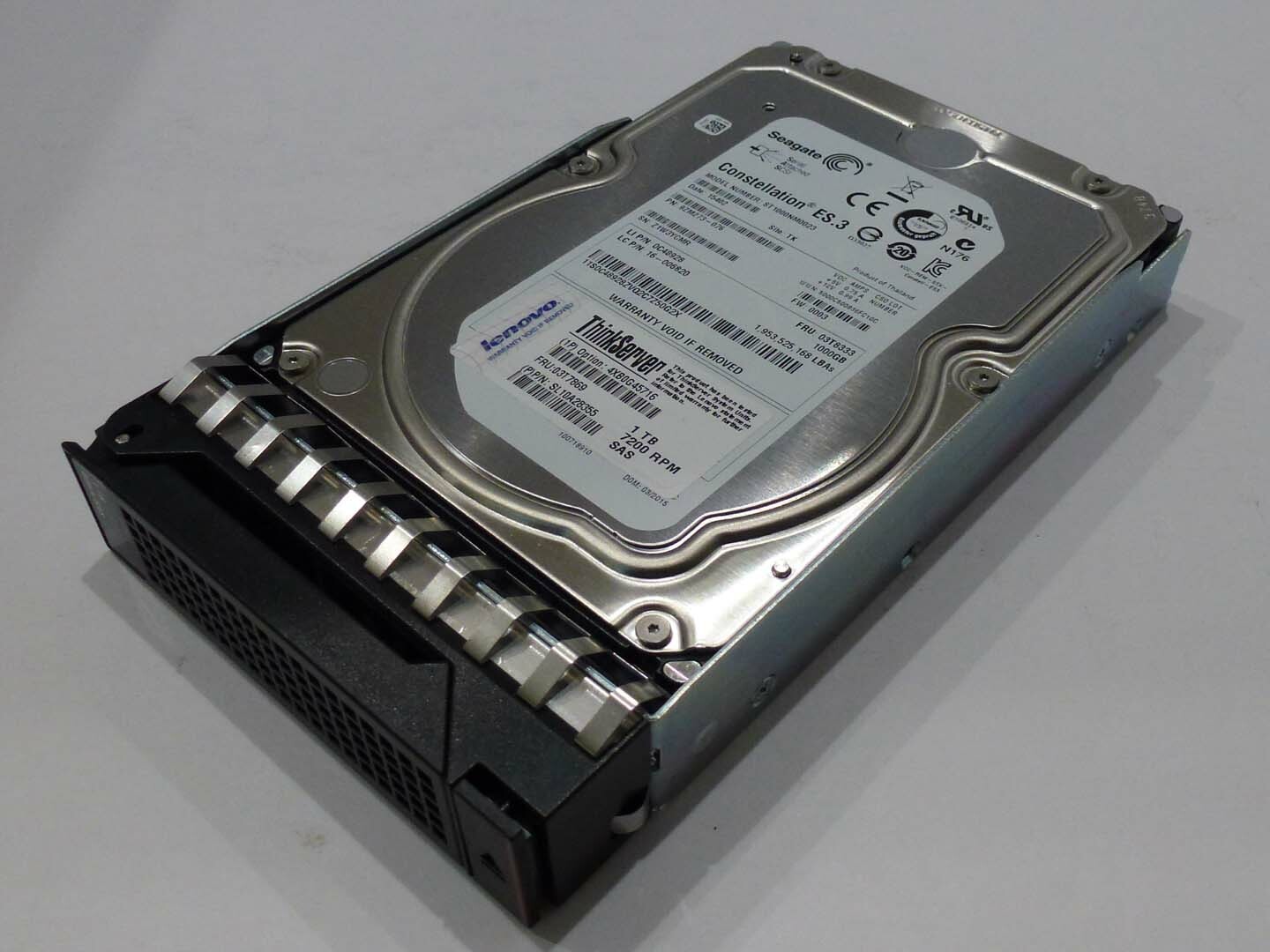 03T7869 Lenovo ThinkServer 1TB SAS 7.2K 3.5'' 03T8333 0C48928 4XB0G45716 HDD