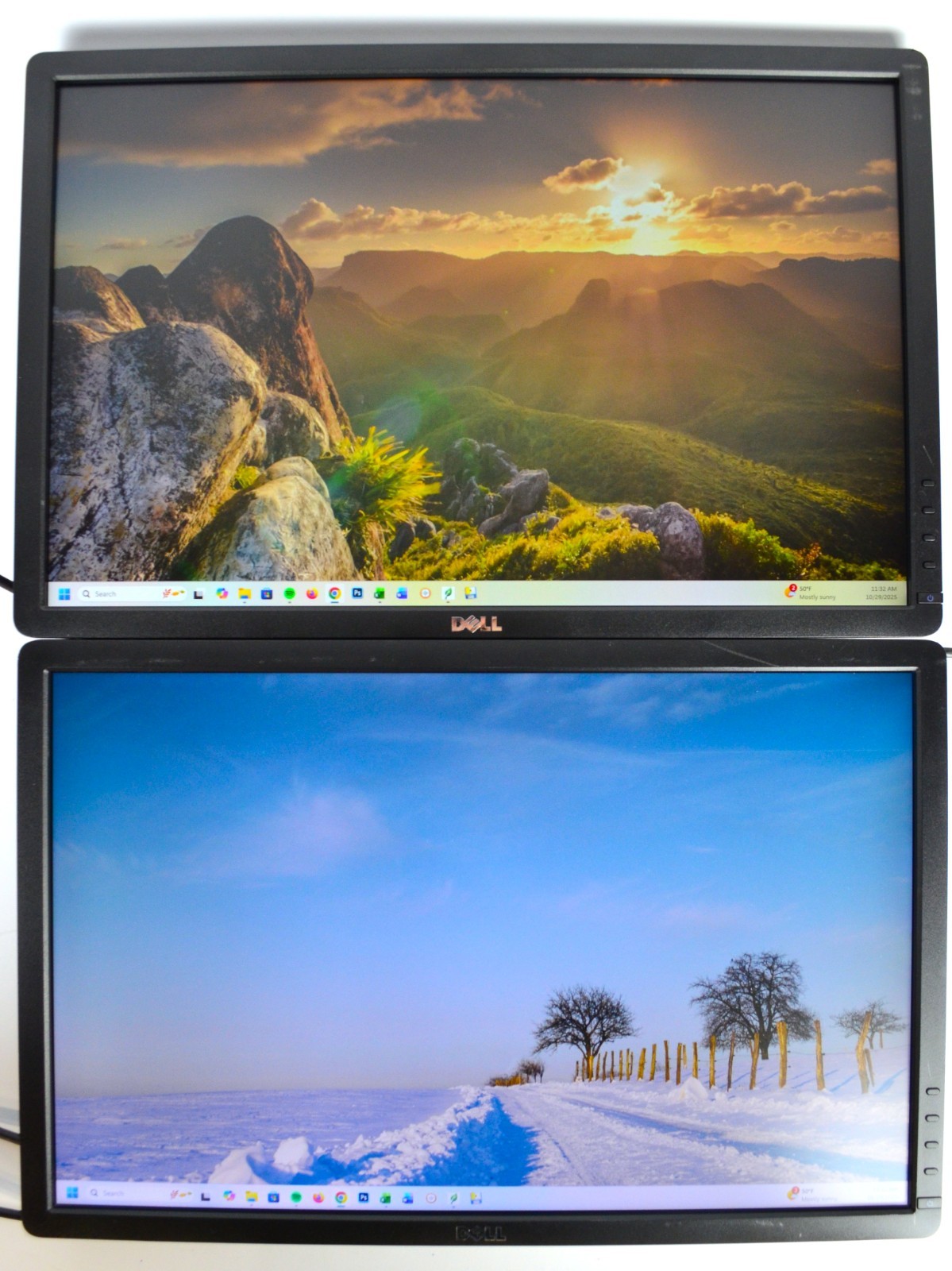 Lot of 2x Dell P2213  22" Widescreen LCD VGA DVI DisplayPort 1680x1050 No Stand