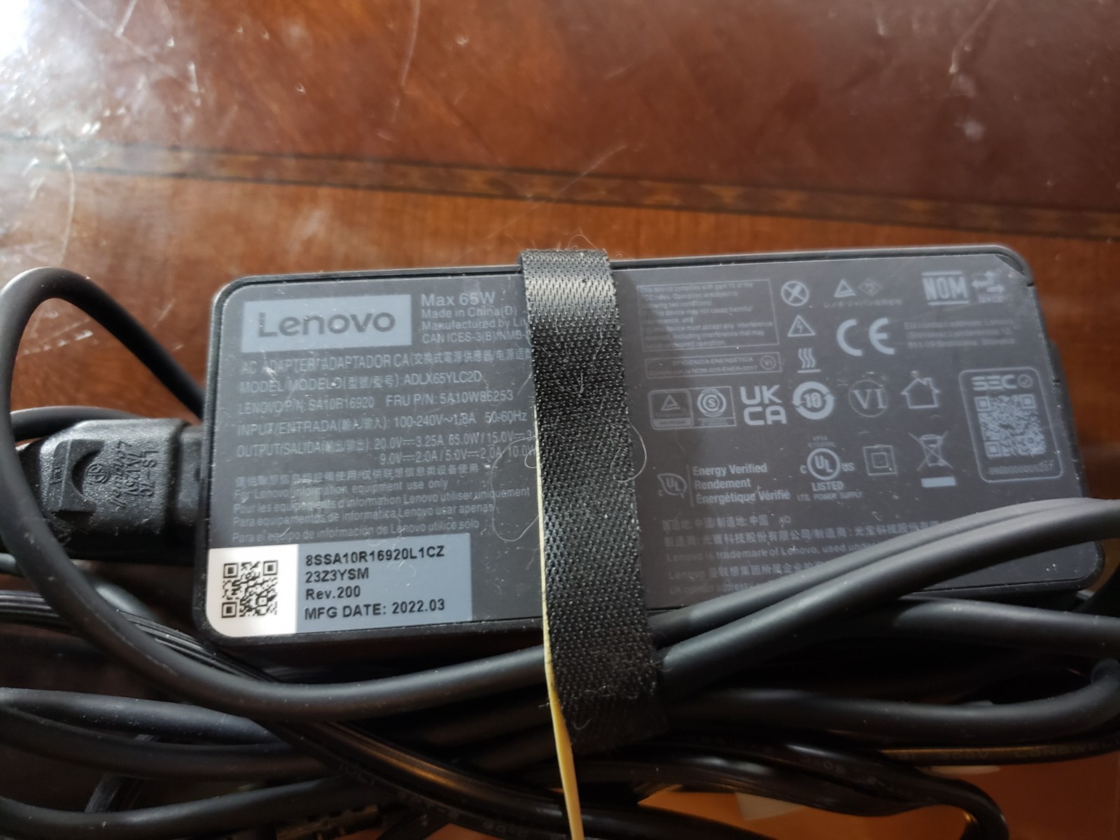 Lenovo Power Adapter 65W ADLX65YLC2D SA10R16920 20V 3.25A