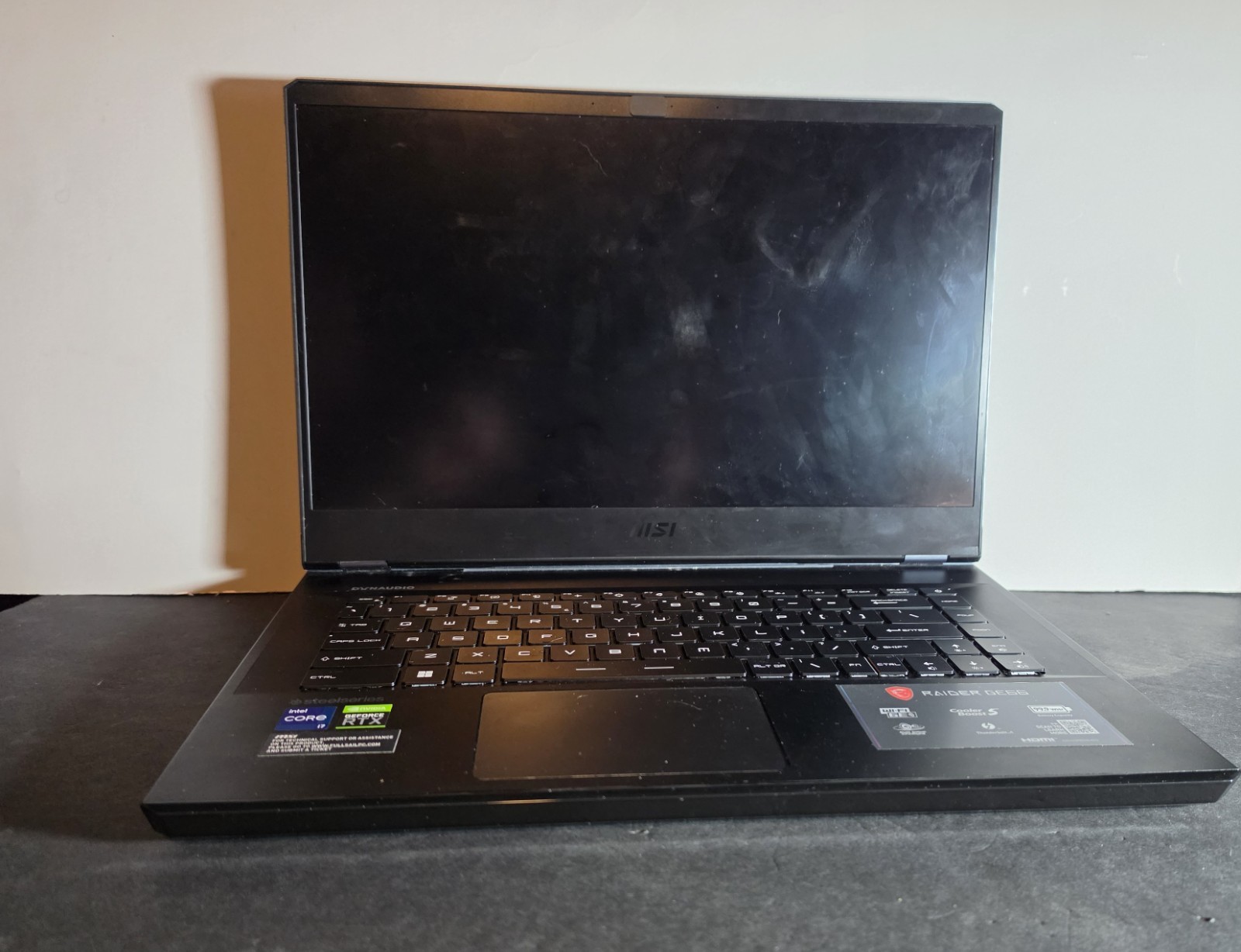 BROKEN MSI Raider GE66 12UGS (i7-12700H, RTX 3070 Ti, 16GB RAM) FOR PARTS NO SSD