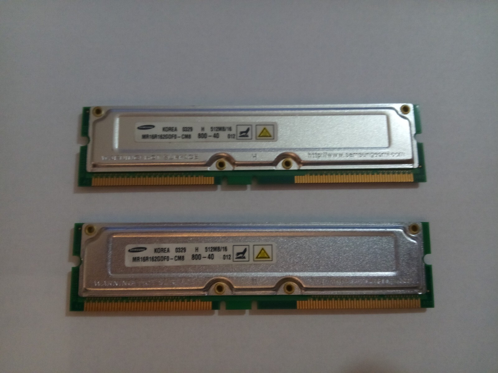 1GB 2X 512MB RAMBUS MEMORY 512/16 800-40 MR16R162GDF0-CM8