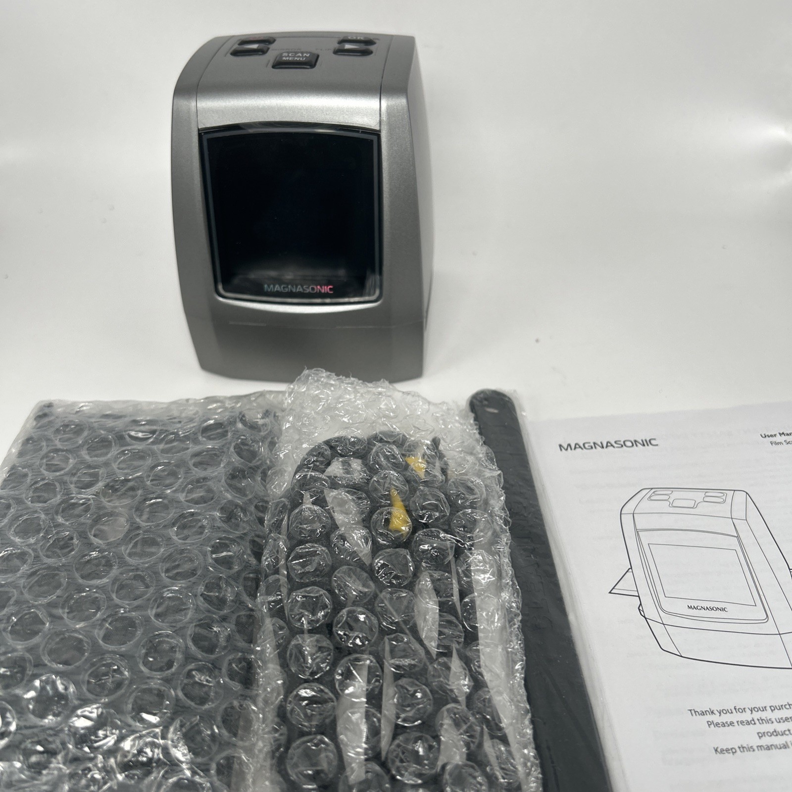 Magnasonic All-In-One 22MP Film Scanner, Converts Film, Slides and Monochrome