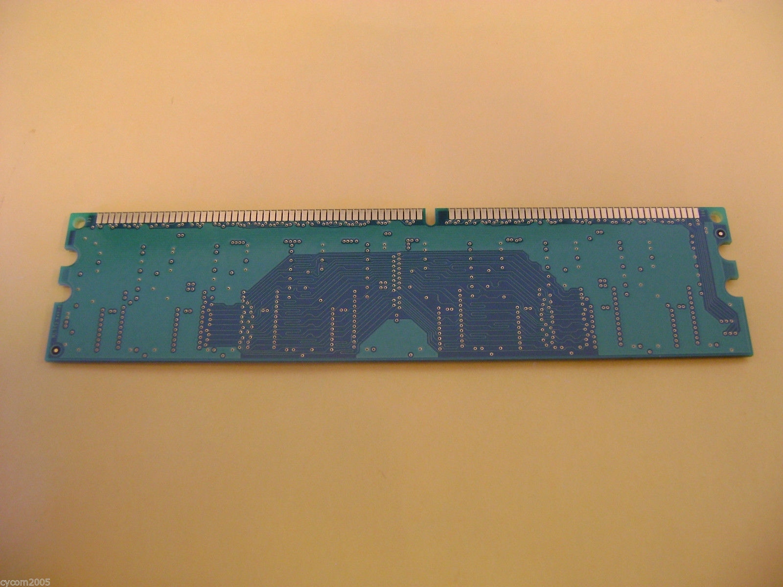 Samsung M368L3223FTN-CB3 256MB 184p PC2700 CL2.5 DDR333 from Dell Dimension 2400