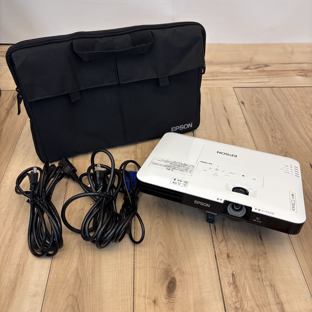 EPSON Projector  EB-1780W 3LCD Includes HDMI, VGA, and power cables from Japan