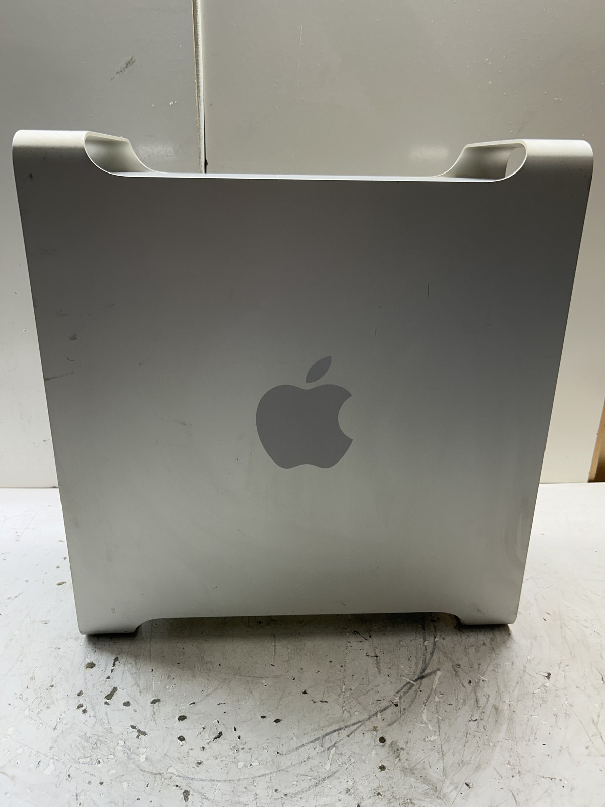 Apple A1186 Mac Pro 1,1 Intel Xeon 5130 x2 4GB NO HDD