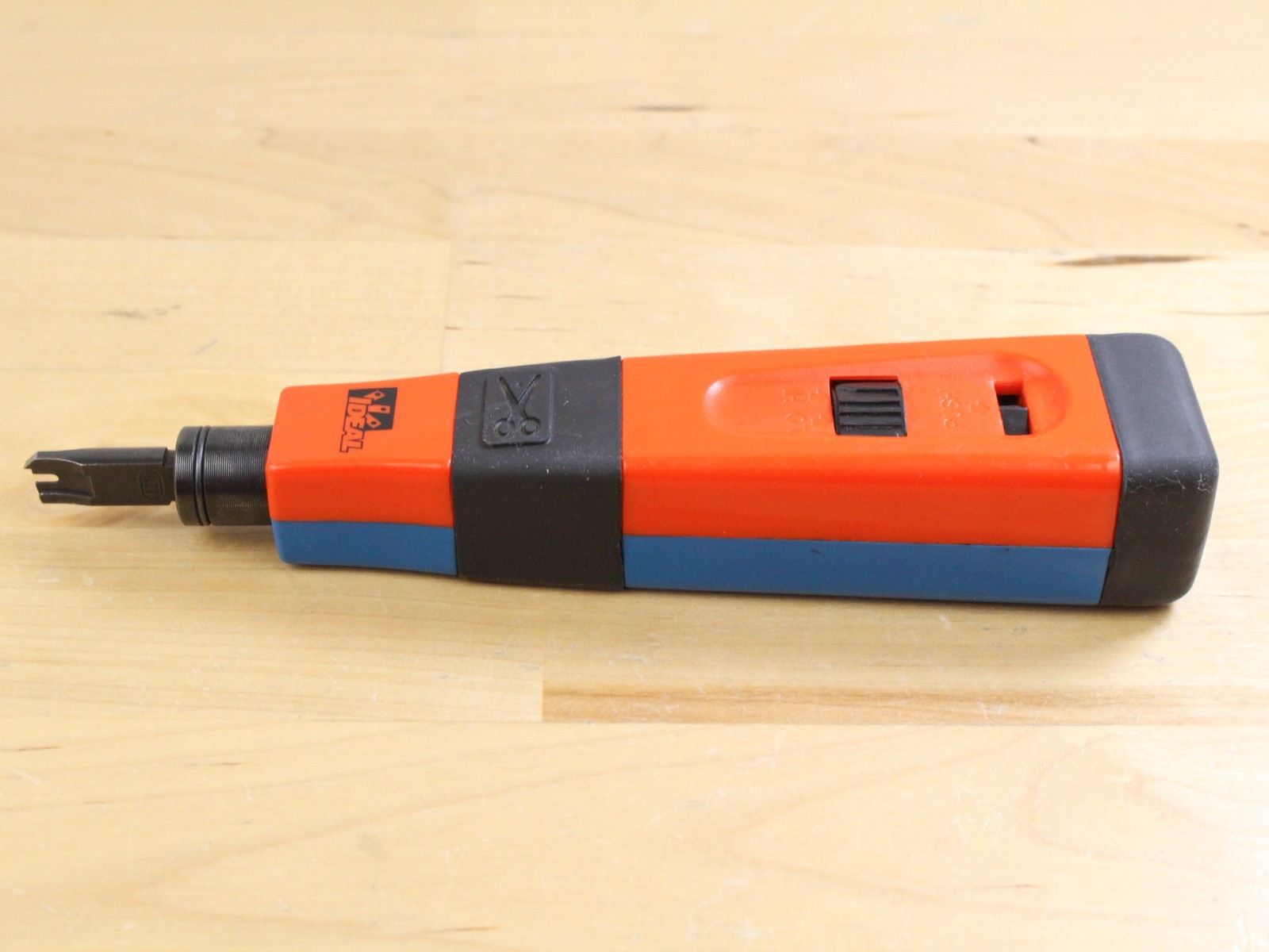 Ideal 35-485 Punchmaster II Punch-down Tool w/ 110 Blade - Excellent Condition