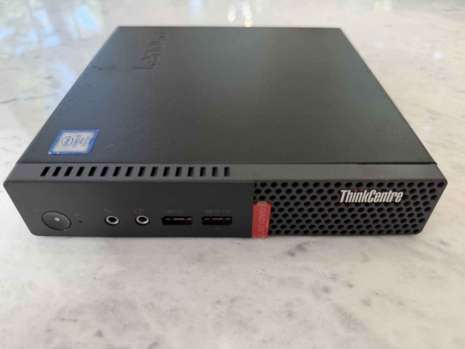 Lenovo ThinkCentre M910q Tiny i7-7700T 8GB 1TB NVMe SSD WiFi Win 11 Pro