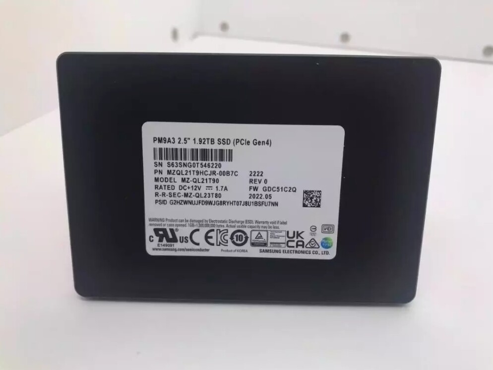 Original Samsung PM9A3 1.92TB SSD U.2 NVME MZ-QL7T60 PCIE MZQL21T9HCJR-00B7C