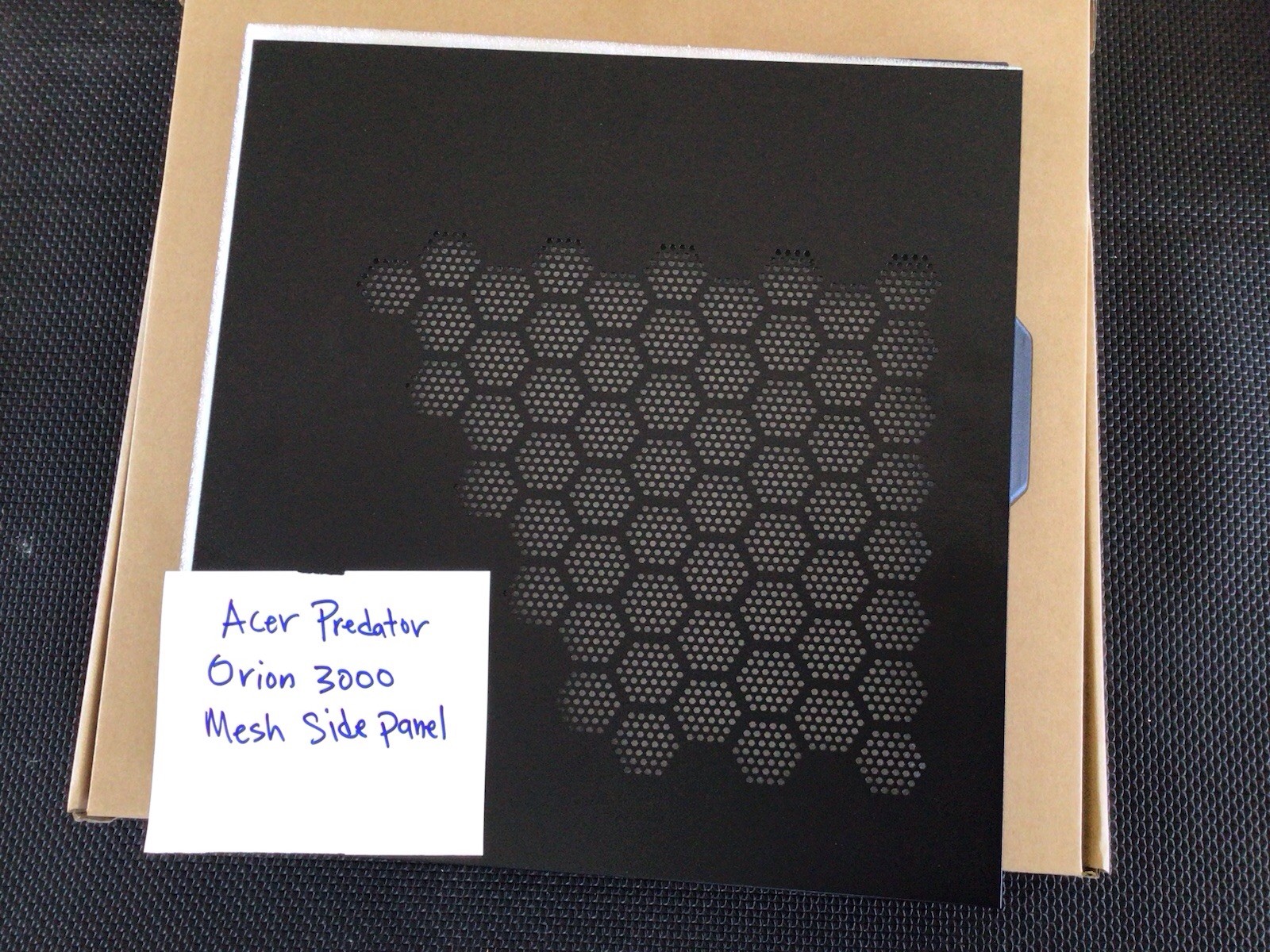 Acer Predator Orion 3000 Gaming Tower Mesh Side Panel