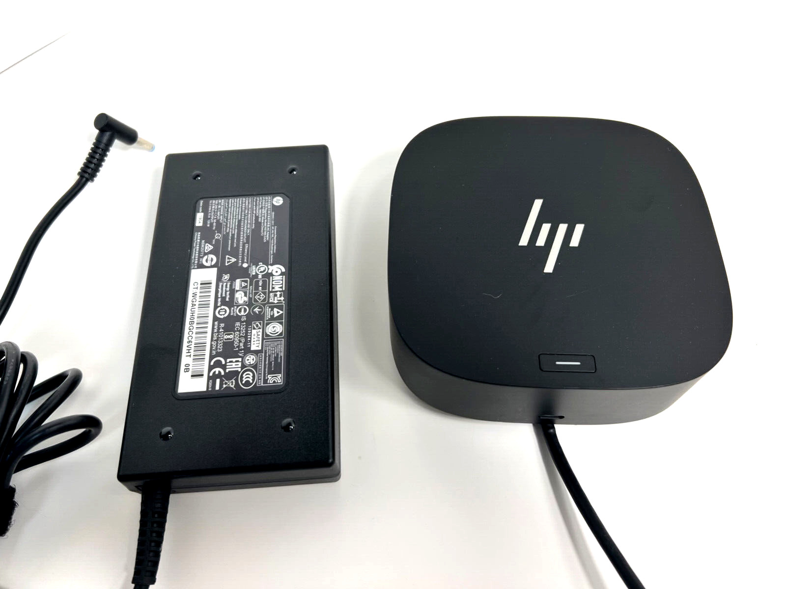 HP USB-C G5 Dock With Charger Universal Docking Station w/ 120W AC Adapter 