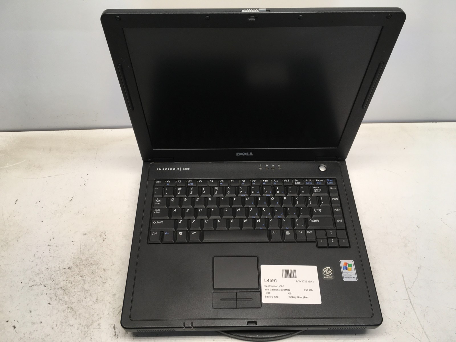 Dell Inspiron 1000 Intel Celeron 2.2GHz 256 MB NO HDD Dim Screen