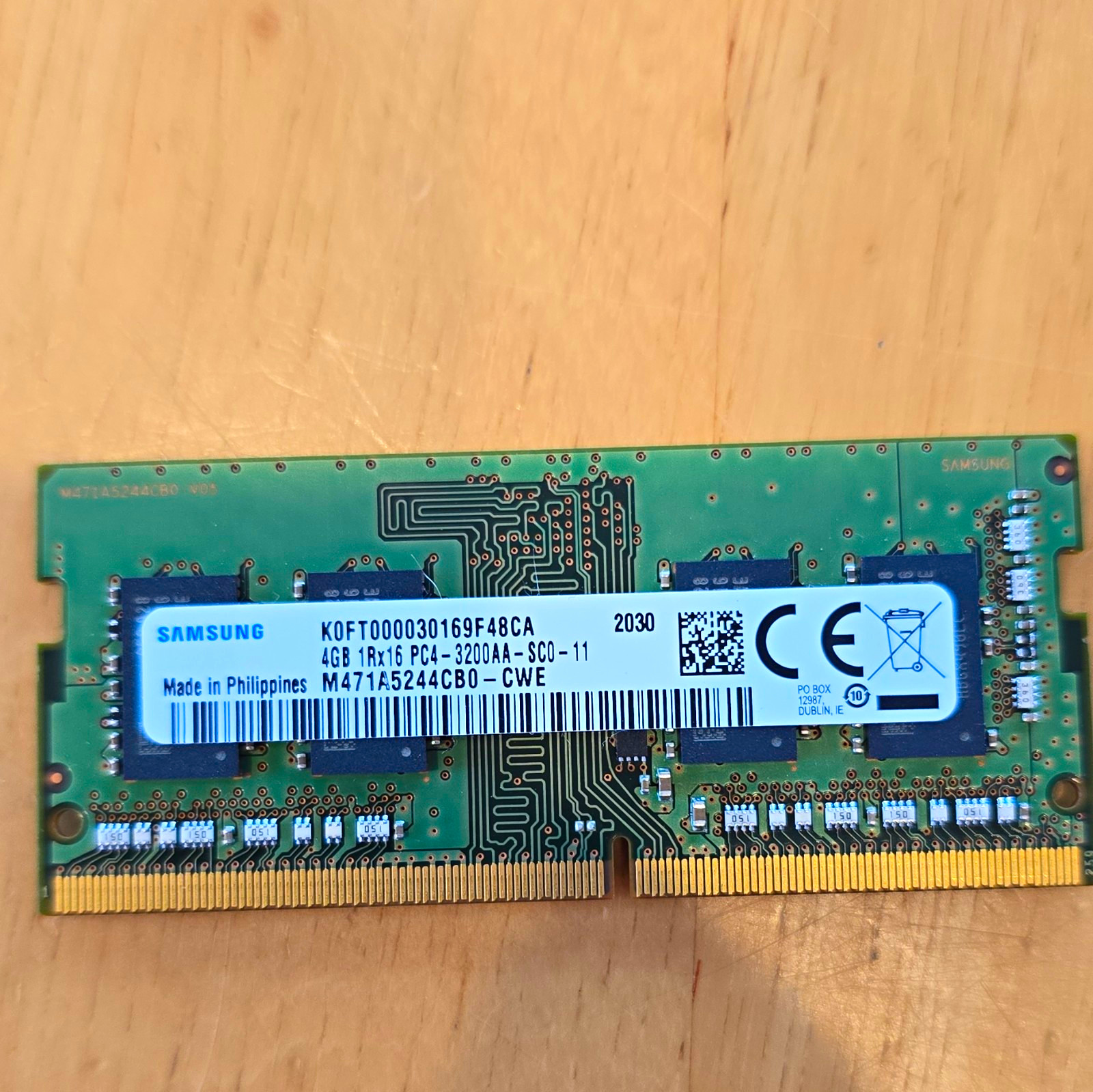 Samsung 4GB DDR4 SO-DIMM Non-ECC PC4-3200AA 260-Pin RAM M471A5244CB0-CWE