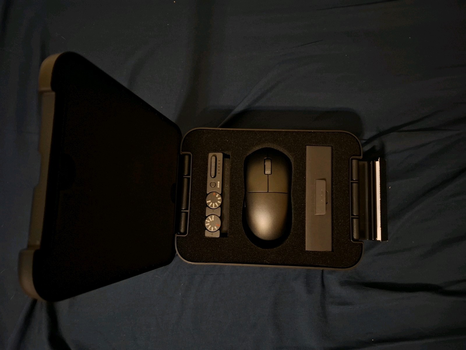 WALLHACK M-001 Wireless Optical Gaming Mouse