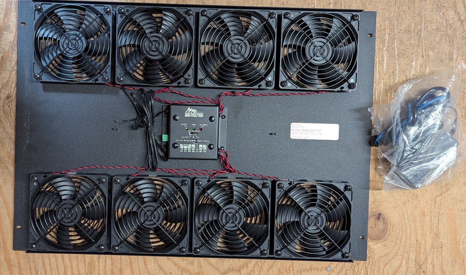 Middle Atlantic BGR-552FT-FC 552 CFM Rack Fan Top w/ Controller