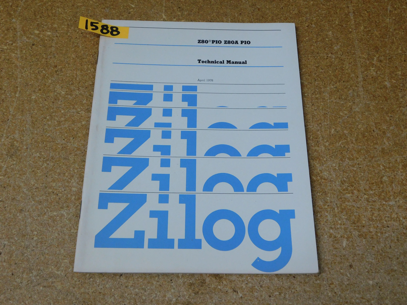 Zilog Z80 Vintage Computer PIO Z80A PIO Technical Manual April 1978 (original)