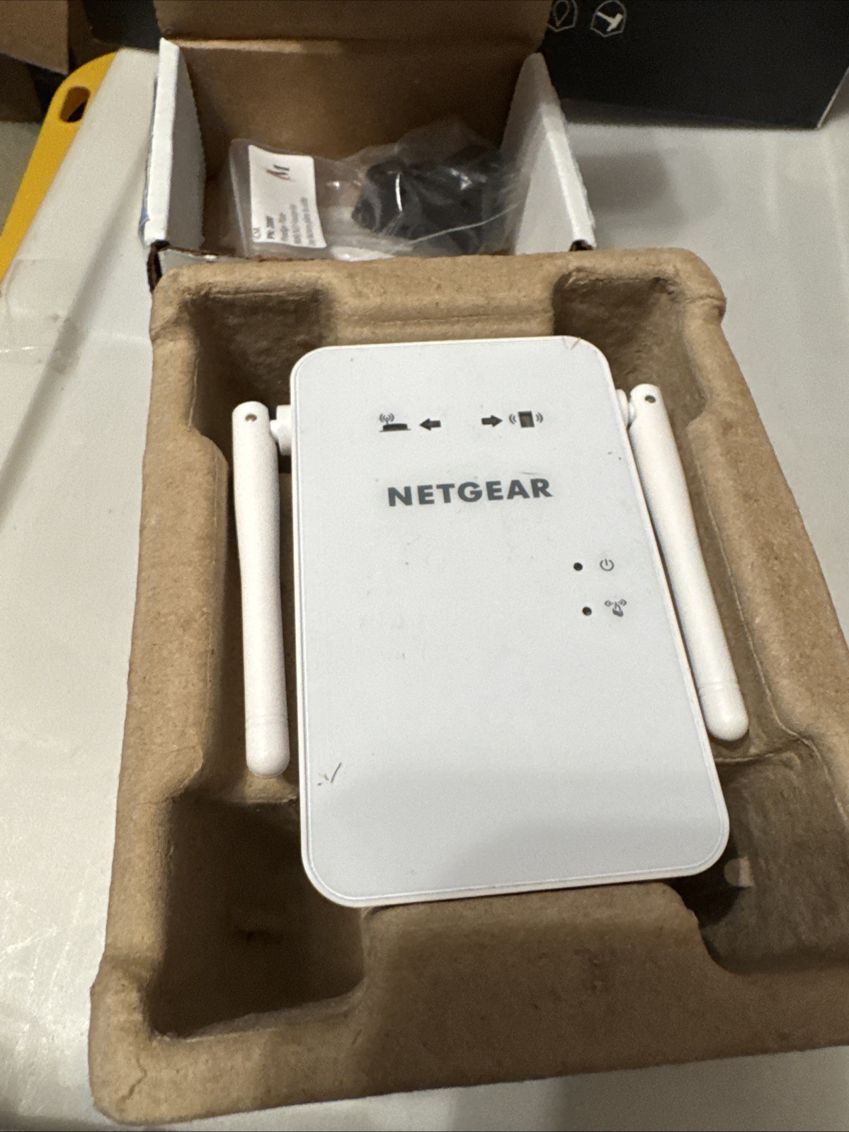 NETGEAR EX6100 IEEE 802.11ac 450Mbps Wireless Range Extender