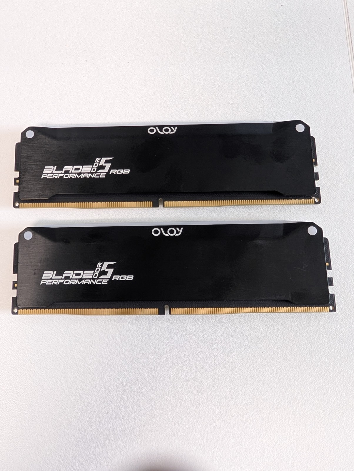 OLOy Blade RGB 32GB 2x16GB DDR5 5200 CL36 XMP EXPO Desktop Memory
