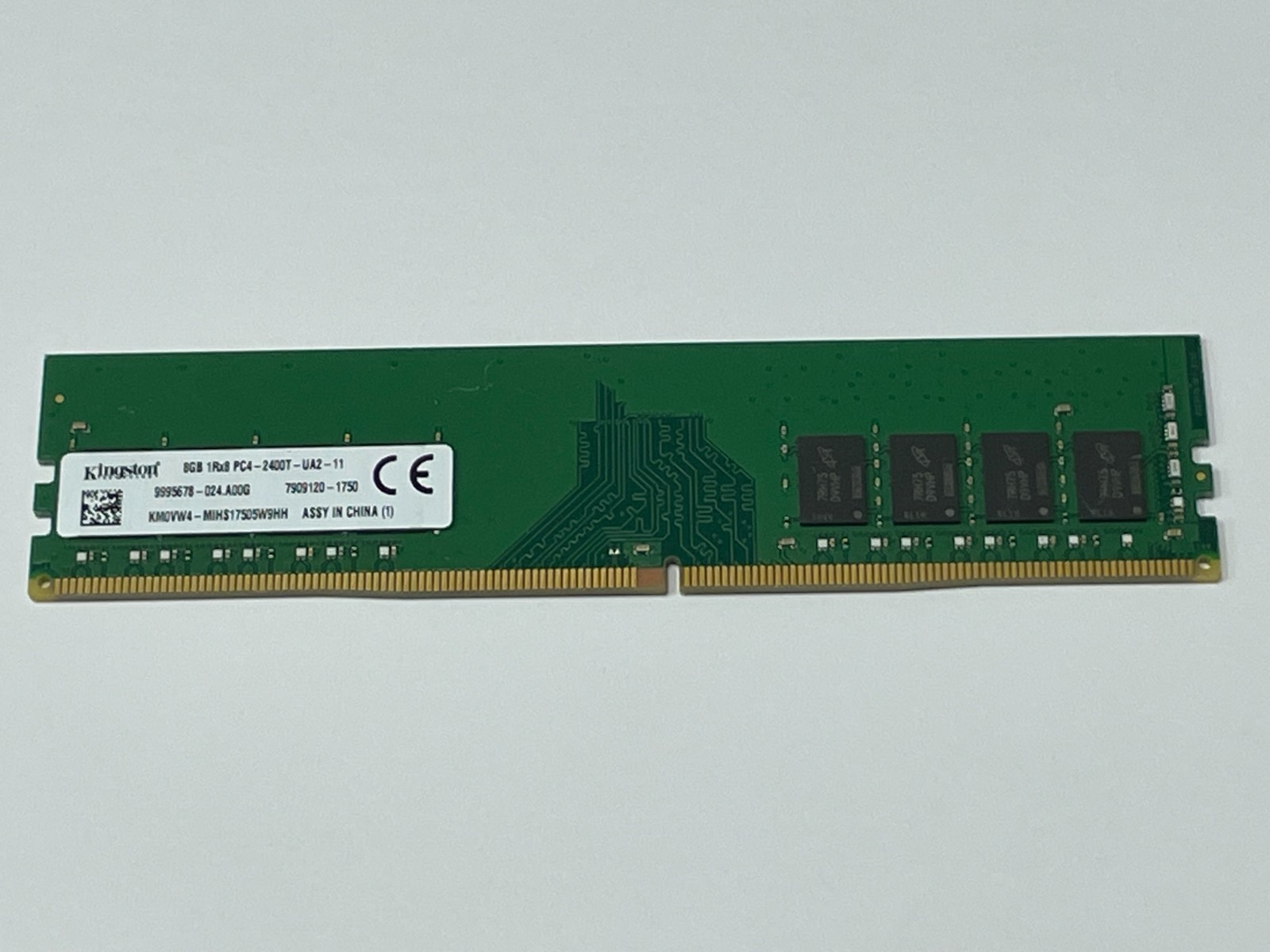 Kingston 8GB (1 Stick) 1Rx8 PC4-19200 DDR4 2400T Desktop PC Memory KM0VW4-MIHS