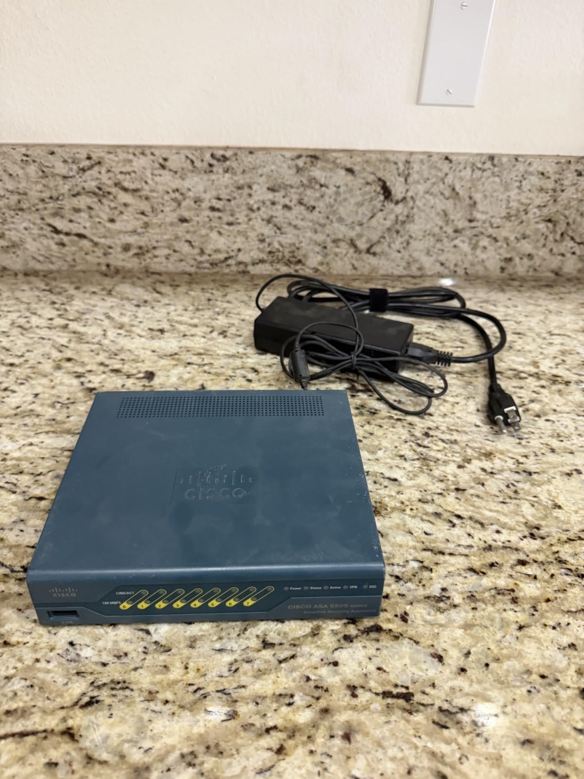 Cisco ASA 5505 Series Adaptive Security Appliance ASA5505 With Power  Supply🟦