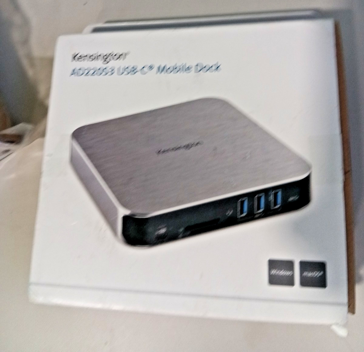 Kensington MD120U4 USB4 Portable Docking Station - 8K HDMI - 100W PD
