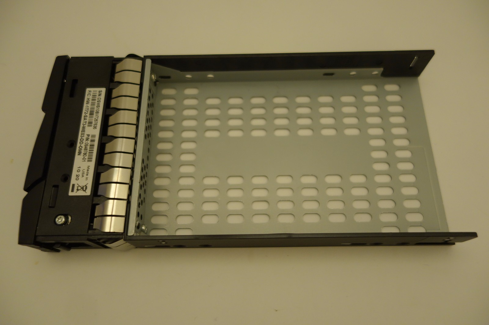 Lot 10 x Data Domain DD690 Hot Swap 3.5" Hard Disk Drive Tray/Caddy 82984-01 