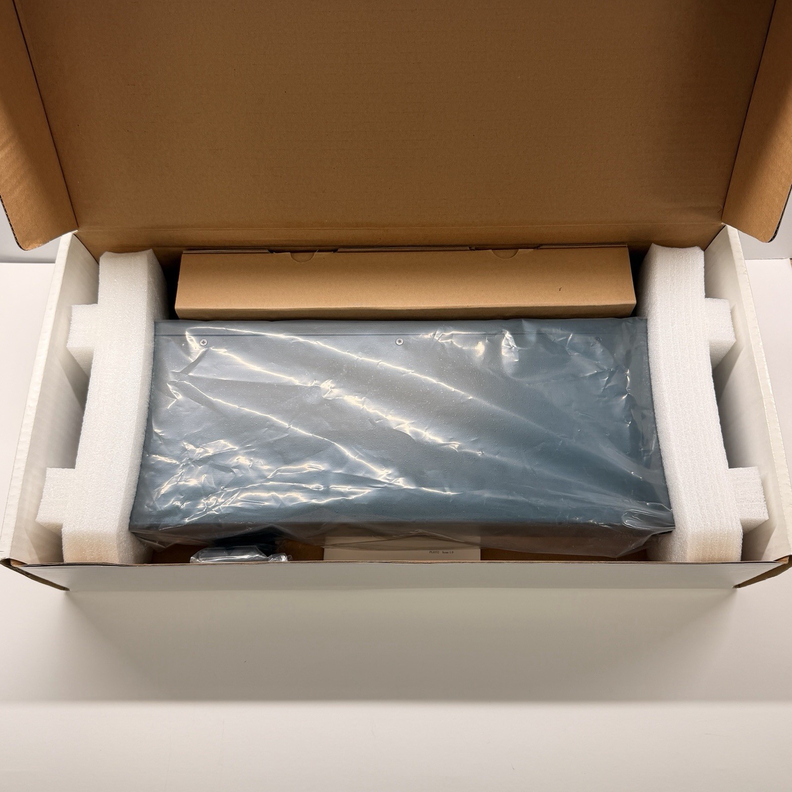 Tyco AMP Netconnect 24-Port 10/100 Ethernet Switch NOS PEL-SW-24PORT-B-US