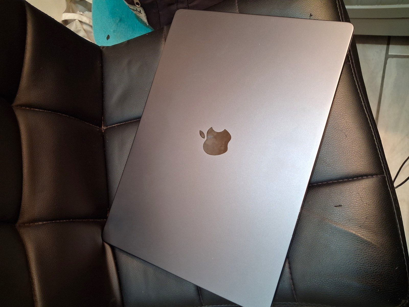 Apple MacBook Pro 16" M2 Pro 16GB RAM 512GB SSD Gray A2991 (2023)